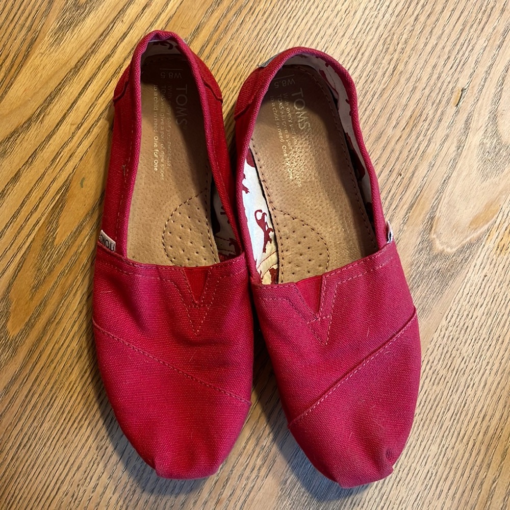 Women’s TOMS